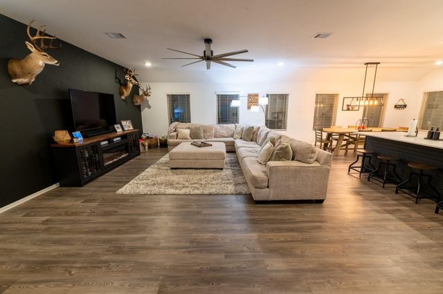 3057 Pampaneria Dr — Ladera Creek