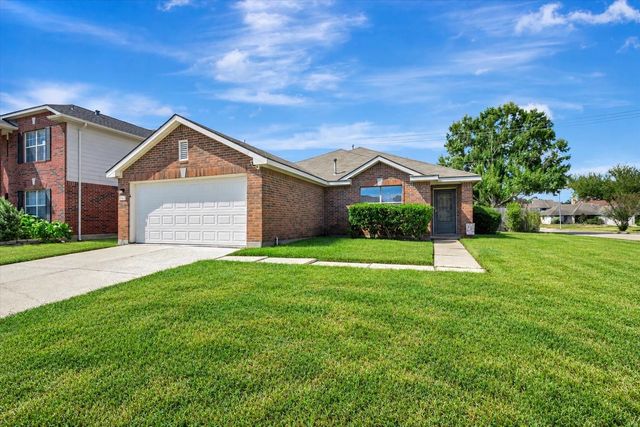 4802 Quiet Canyon Dr — Heritage Park