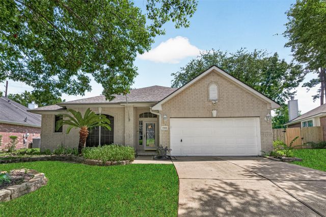 15810 Heartwood Way — Trails Fairfield Sec 01