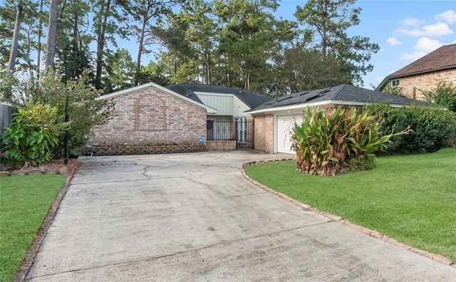 7518 Pin Oak Dr — North Hollow Estates R/P