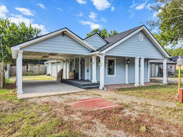 7910 Carrie Ln C175D — Flora Add