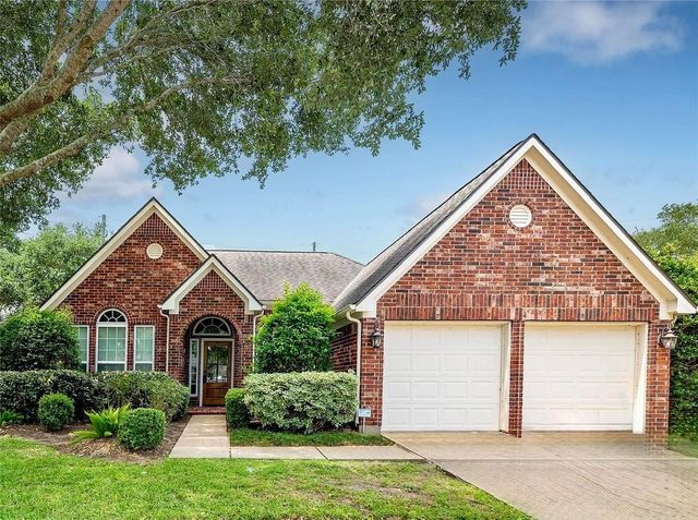 3603 Hawkins Cir — Sienna Steep Bank Village Sec 6b