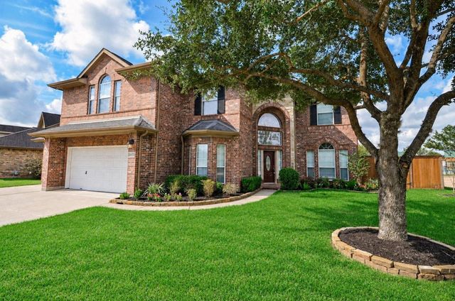 21415 Sierra Bend Dr — Lost Creek