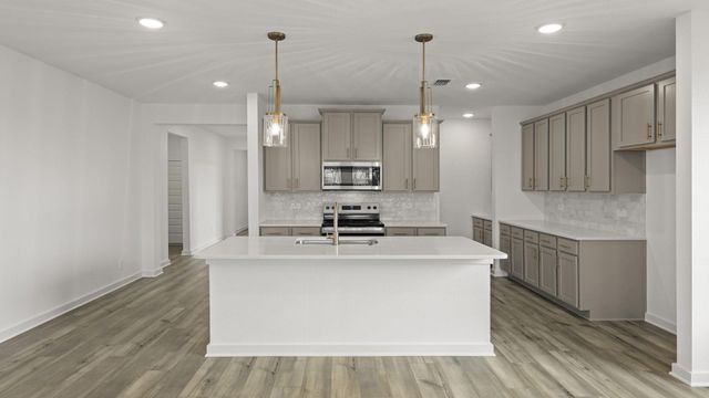 7510 Prairie Foxglove Way — Fulshear Lakes