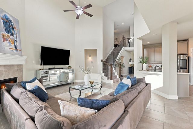 20330 Windsor Fld — Laurel Park
