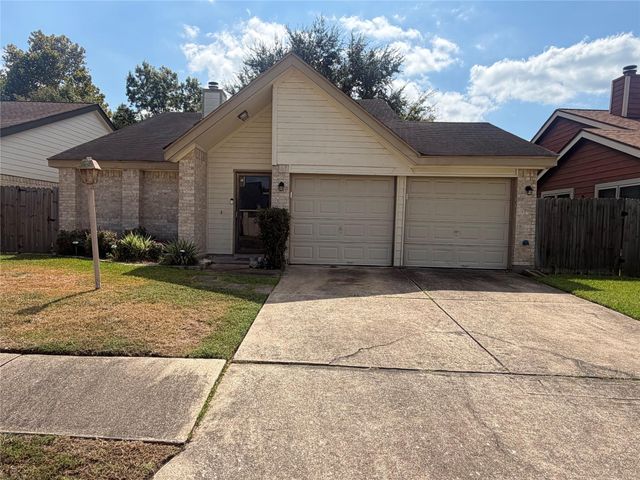 1423 Hunters Park Dr — Hunters Park Sec 1