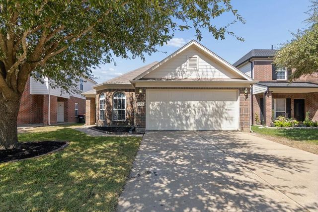 14703 Keystone Green Dr — Village/Cypress Lakes