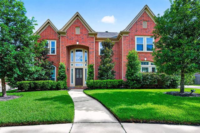 24818 Greenough — Pink Oak Village