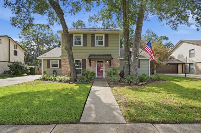 3705 September Dr — Whispering Pines Sec 04