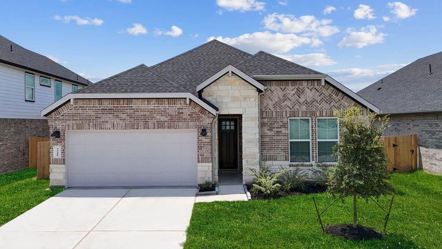 3807 High Plains Dr — Westland Ranch