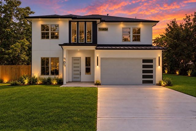 707 S Iowa St — La Porte