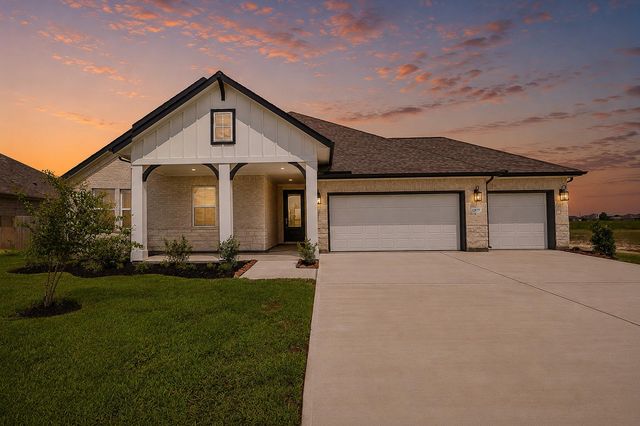12127 Old Fashion Cir — Grand Oaks