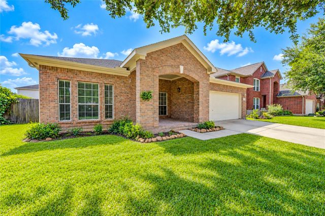 12619 Vineyard Trail Ln — Oak Hollow Sec 1