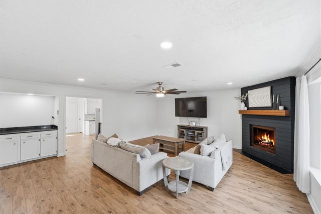 21031 Northern Colony Ct — Settlers Village Sec 01 R/P