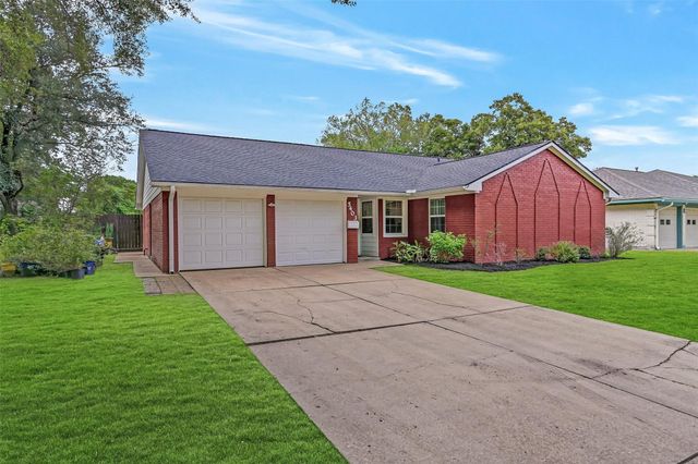5403 Carmona Ln — Corrigan Pearland