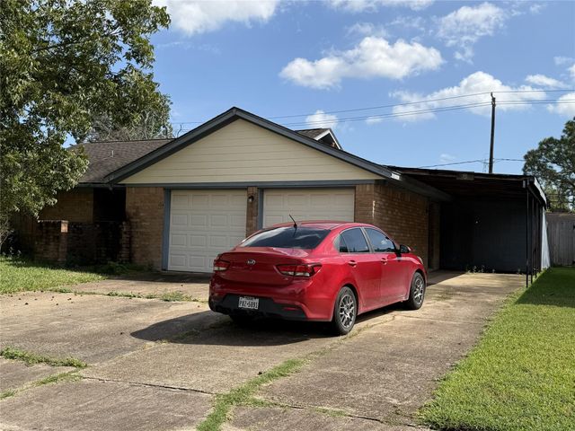 901 Regency Dr — Regency Park Sec 01
