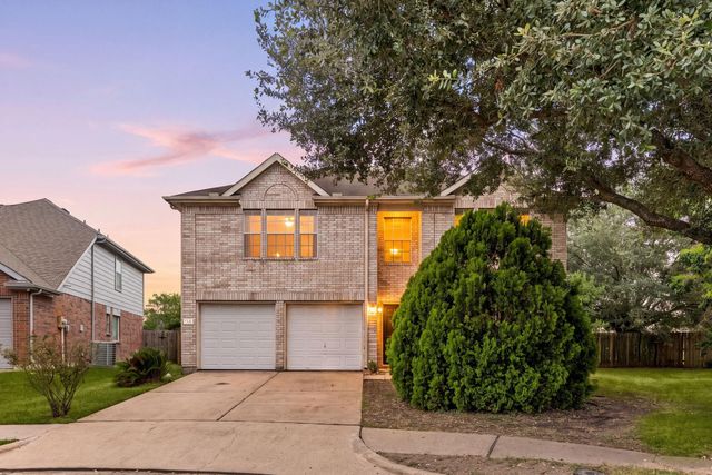 3343 Bent Spring Ct — Lakes Bridgewater