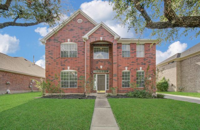 16639 village view trail — village of oak lake sec 5