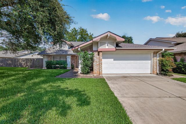 2215 Brook View Ln — Woodstream Sec 1