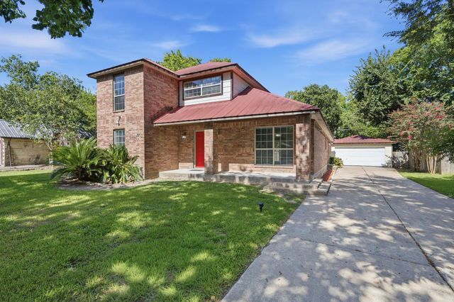 2527 S San Antonio St — Pearland
