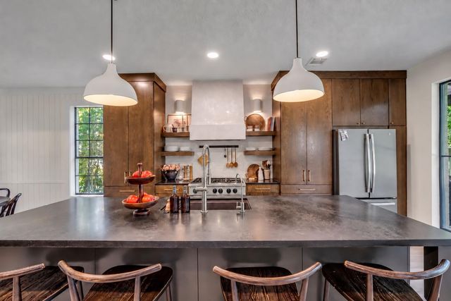 748 Forest Lane Dr — River Plantation 09