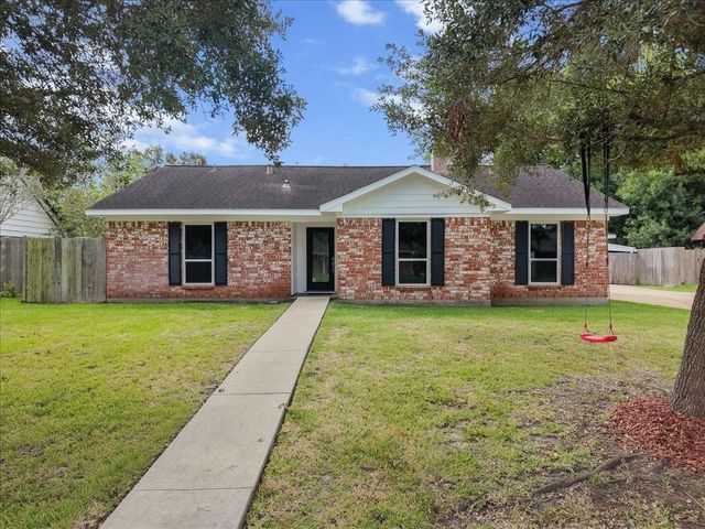 4910 Old Castle Ln — Bayou Chantilly