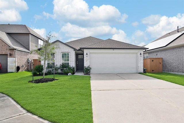 15111 Dalmak Green Dr — Balmoral