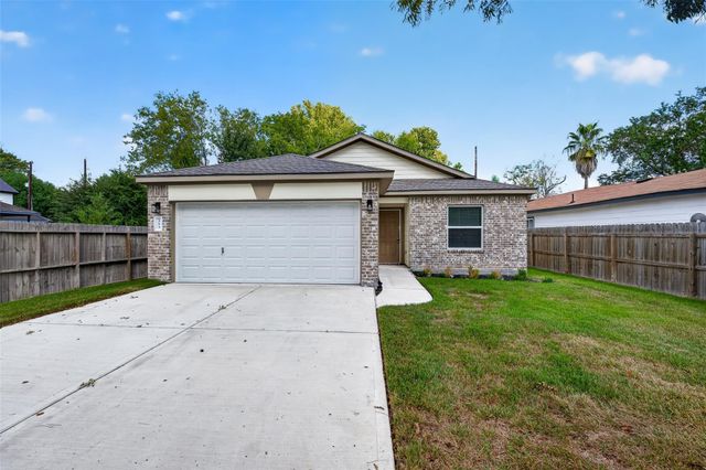 353 Todd St — Tomball