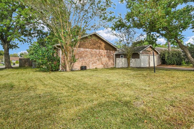 16103 Tibet Rd — Wedgewood Village Sec 05