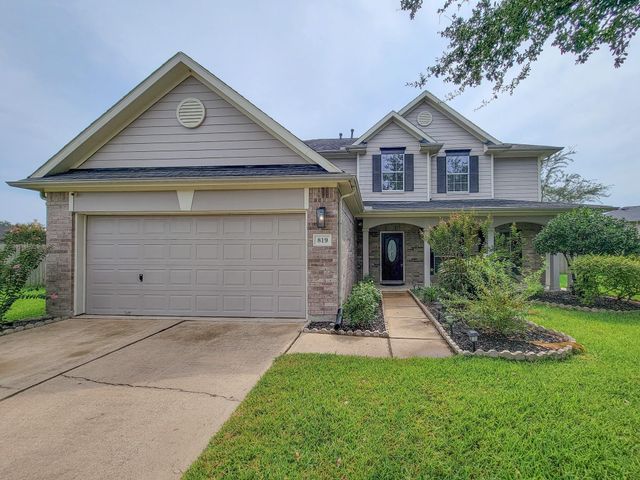 819 Arlington Ln — Bonbrook Plantation South Sec 1