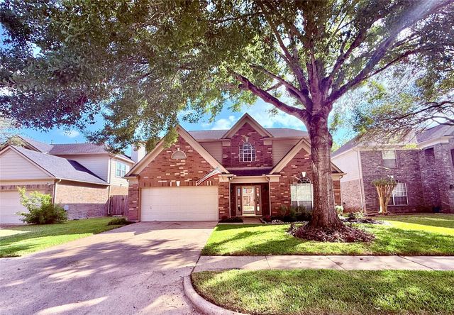 2915 Veva Dr — Willowick Pearland