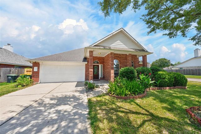 10101 Hidden Falls Dr — Autumn Lake Sec 1