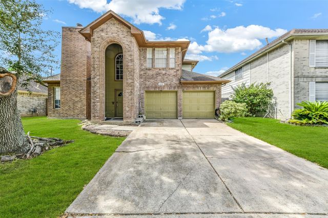 16026 Cedar Gully Dr — Heritage Park
