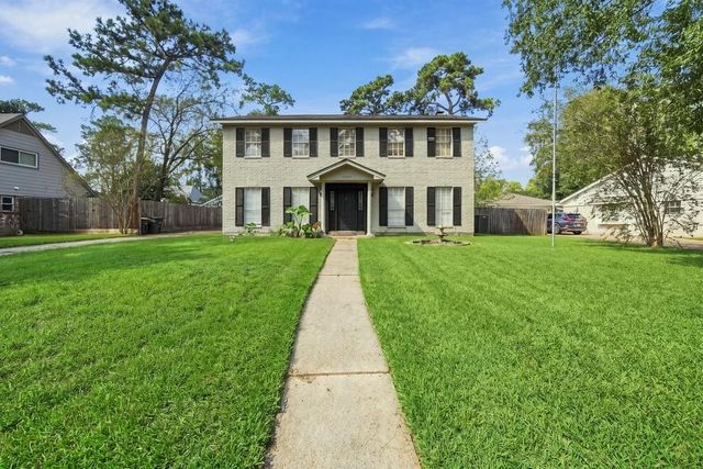 27209 Wells Ln — Oak Ridge North