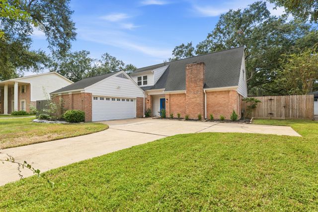 4411 Deerfield Village Dr — Deerfield Village Sec 01