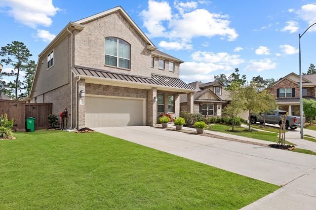 12431 Palo Acebo Ln — Groves