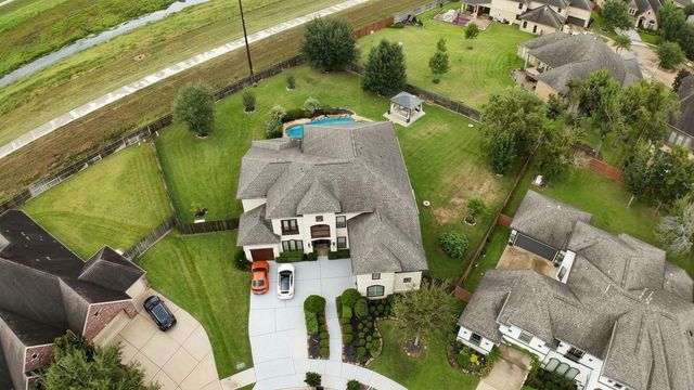 6907 Diamondleaf Ct — Sienna Village Of Anderson Spgs Sec 13-A