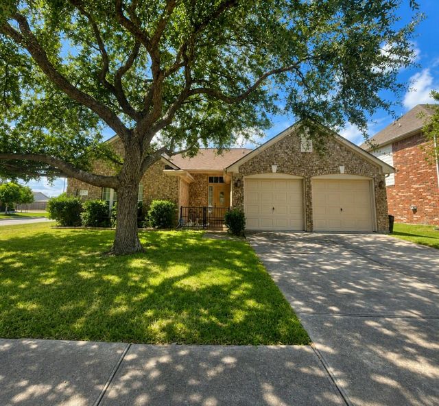 4927 Tallow Cove Dr — Country Club Cove Sec 01 Amd