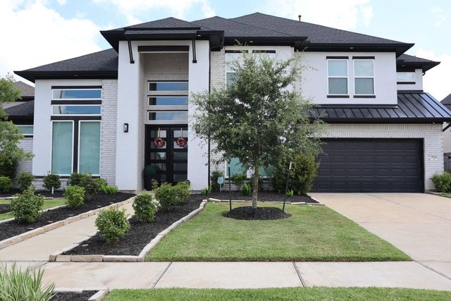9911 Regal Bend Dr — Sienna Plantation Sec 34a