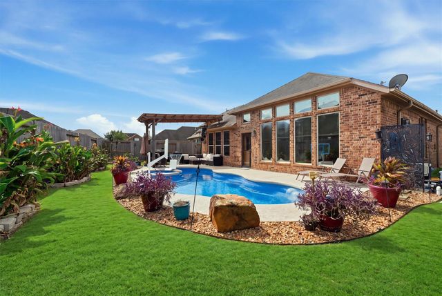 1413 Silver Rings Ct — Highland Crossing