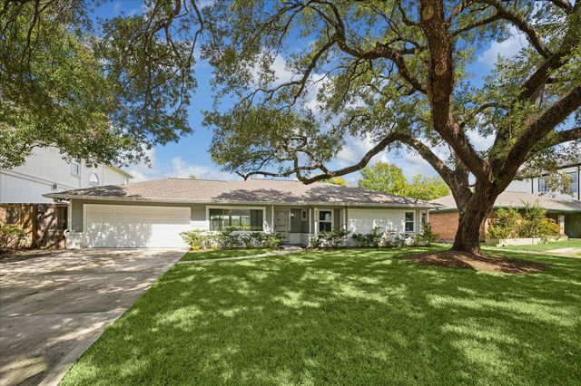 4914 Holly St — Bellaire Oaks