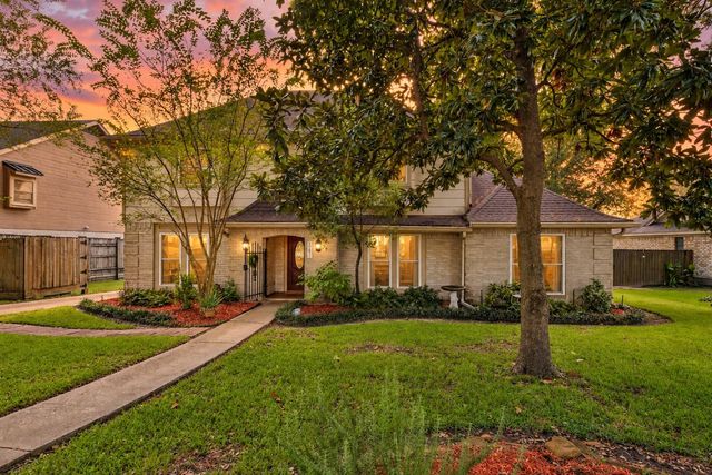 19611 Suncove Ln — Atascocita Shores Sec 01