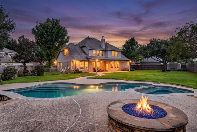 11023 Leigh Woods Dr — Cypress Creek Lakes