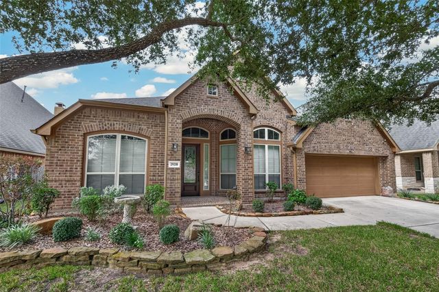 29210 Davenport Dr — Firethorne West Sec 10