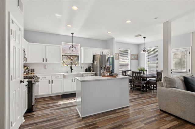 17307 Thicket Hollow Ln — Cypress Mill Park