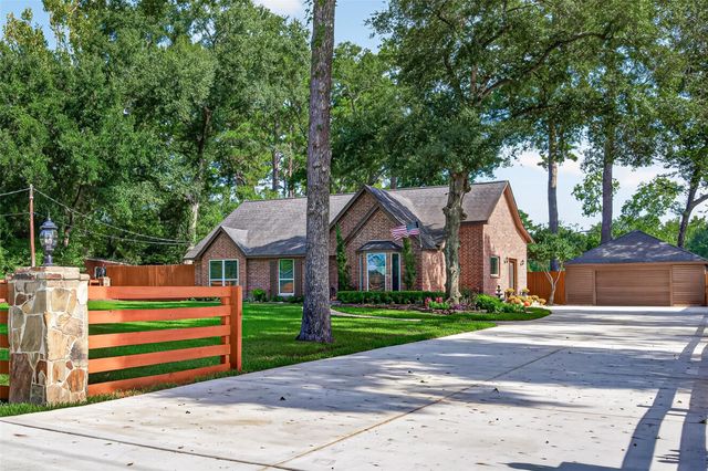 8906 Seber Dr — Willow Creek Manor Sec 01