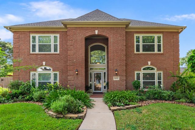 15703 Quiet Bay Ct — Copperfield