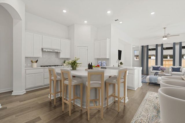 27010 Aurora Garden Ln — Sunterra