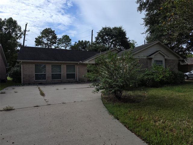 2810 Poplar Creek Ln — Countryplace Sec 1