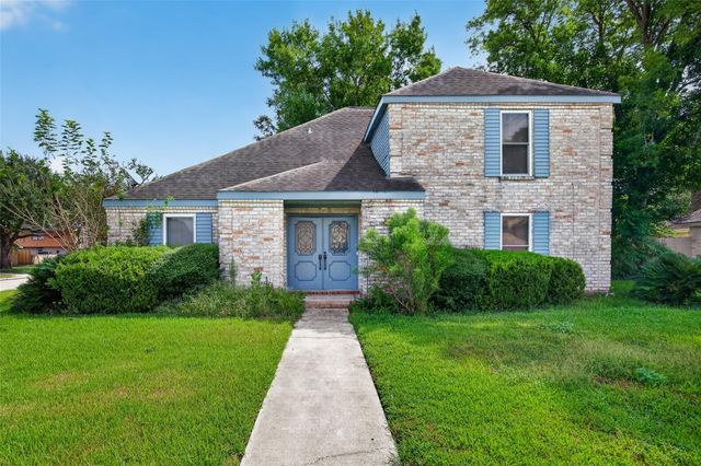 2303 La Quinta Dr — Meadowcreek Sec 1